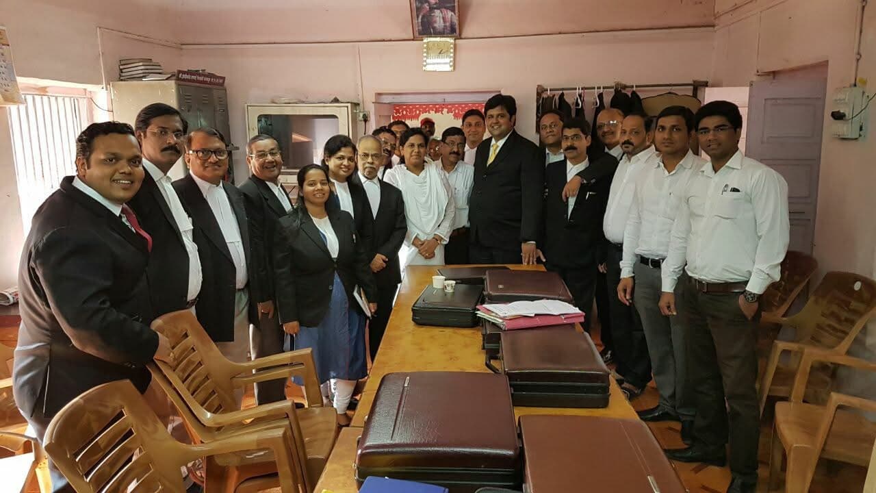 Adv. Harshad Bhadbhade with members of the Bar